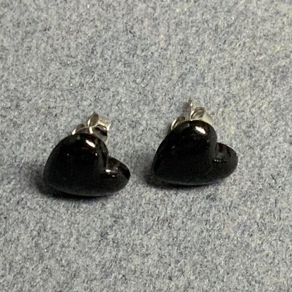 Puffy Heart Stud Earrings 0.5 In Silver Pierced Small Black Goth Punk Emo Retro - Picture 3 of 5